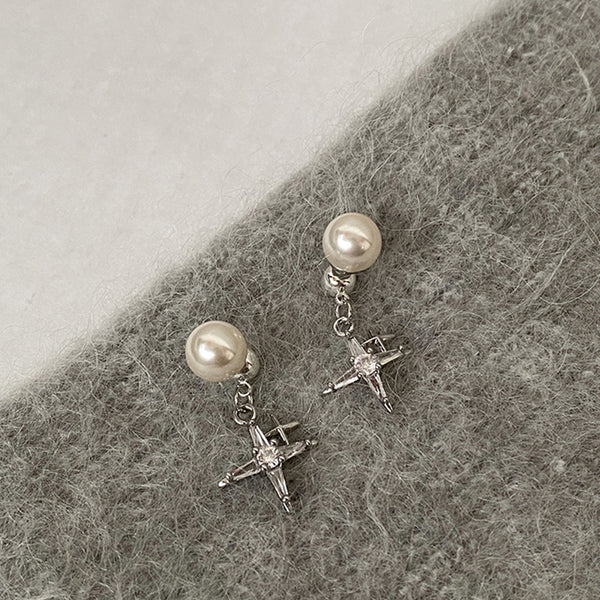 Star Pearl Earring In Silver